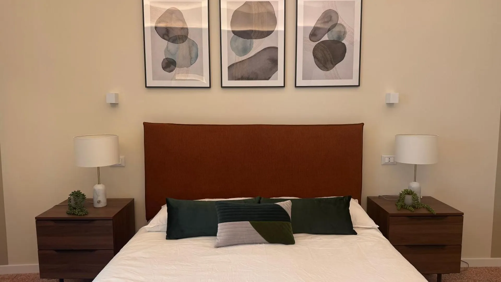 Luxury Cathedral Apartments Palermo
